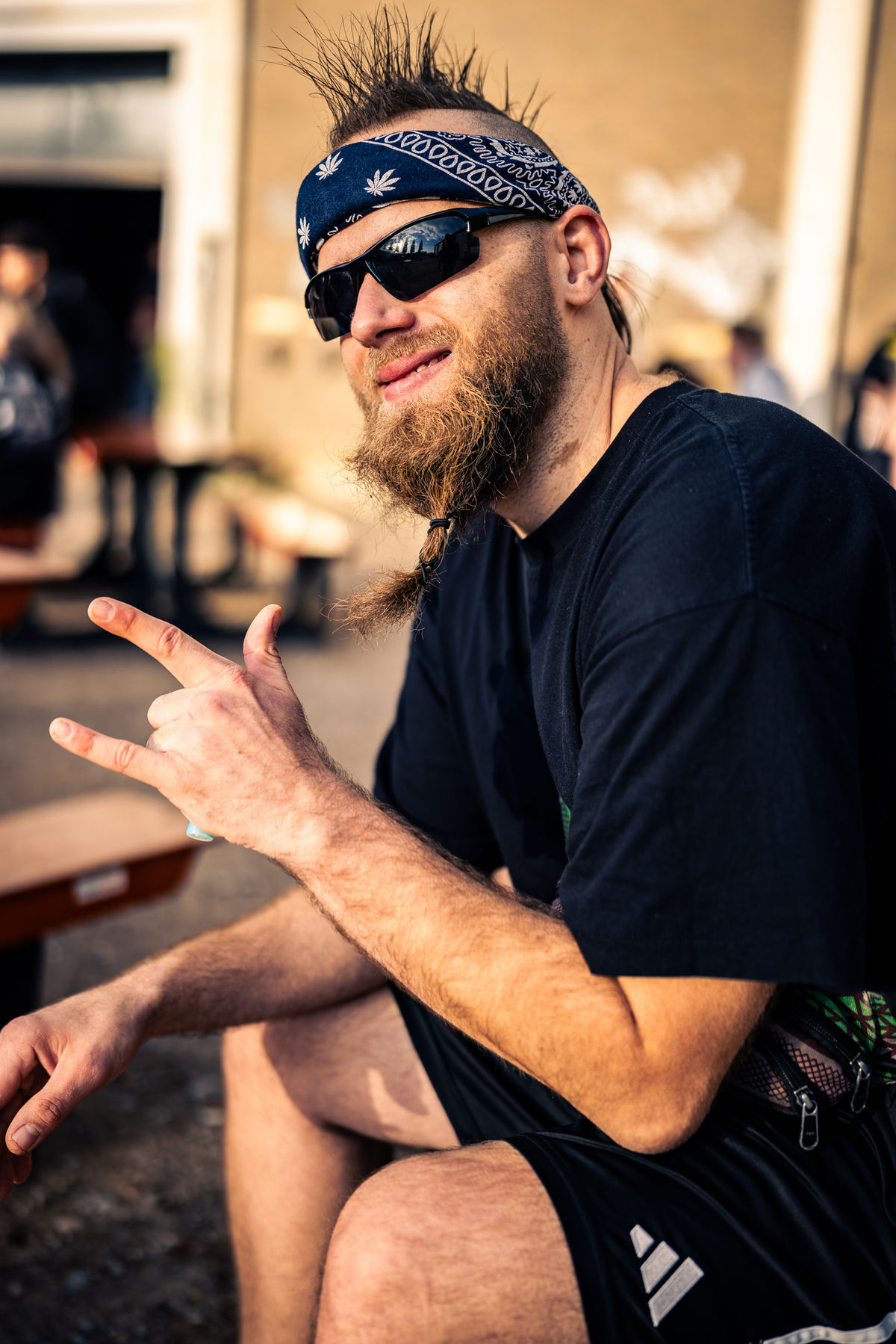 Loading... just a sec